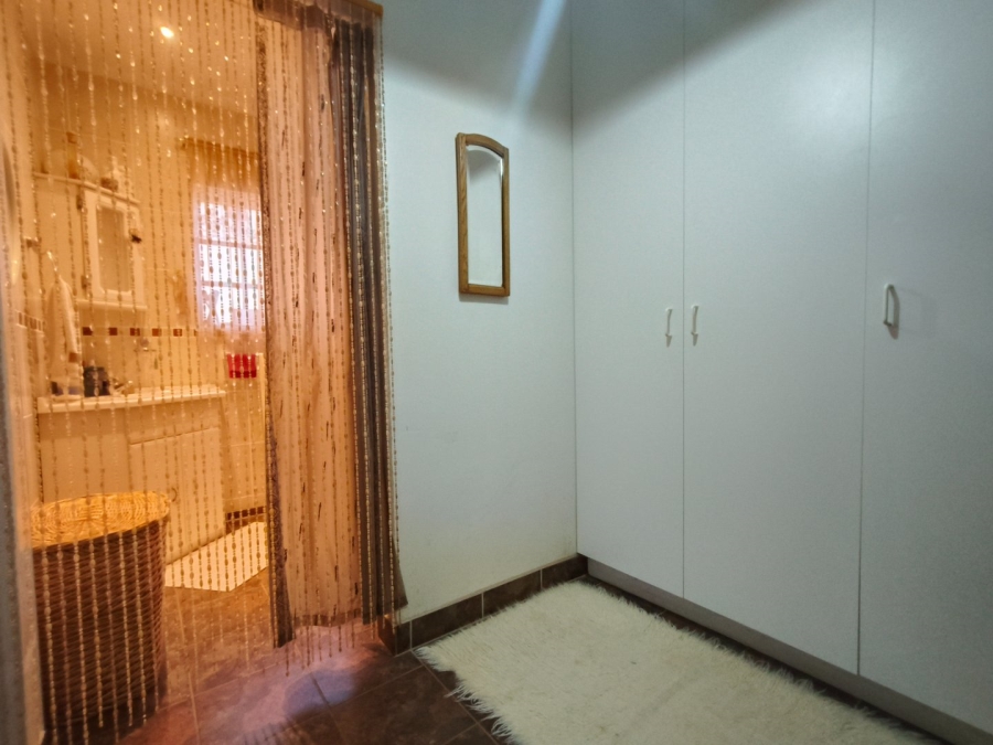 3 Bedroom Property for Sale in Noorsekloof Eastern Cape